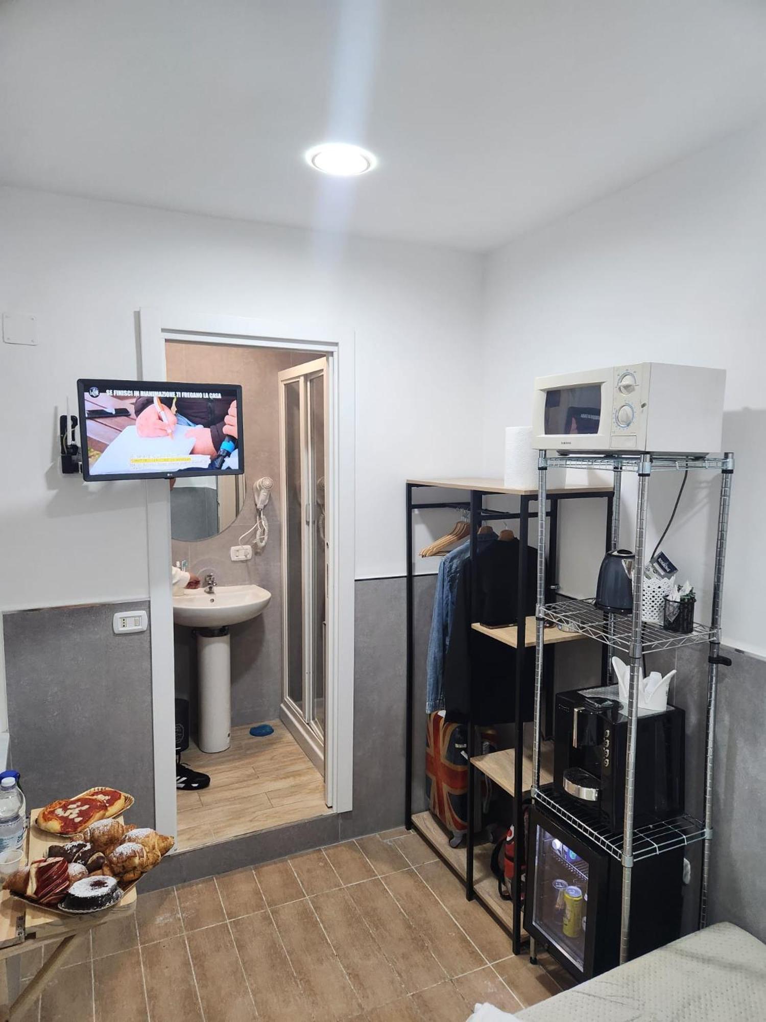 Casa Esposito Bed & Breakfast เนเปิลส์ ภายนอก รูปภาพ